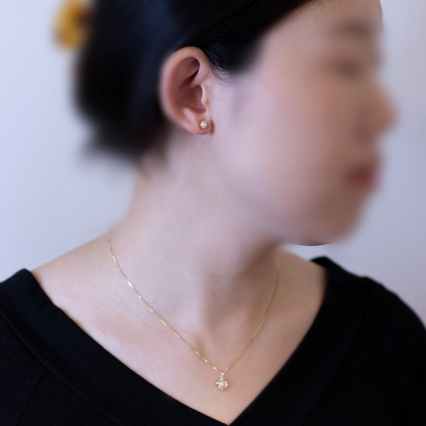 Attina, a mini Pearl and Gold Plated Stud Earrings
